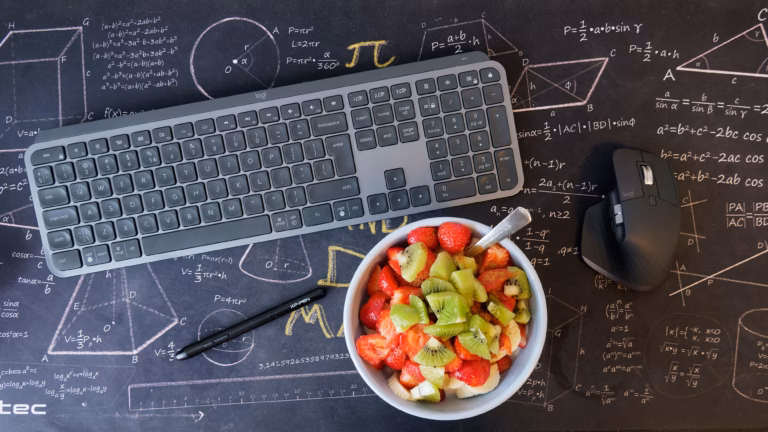 AI in the Fast Food Industry: A Futuristic Approach